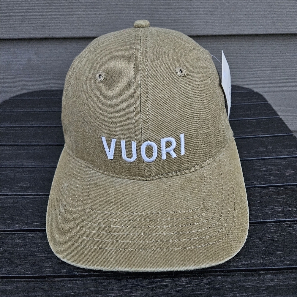 NWT Unisex Vuori Sage Green Adjustable Back Cap Athleisure Casual Women Men